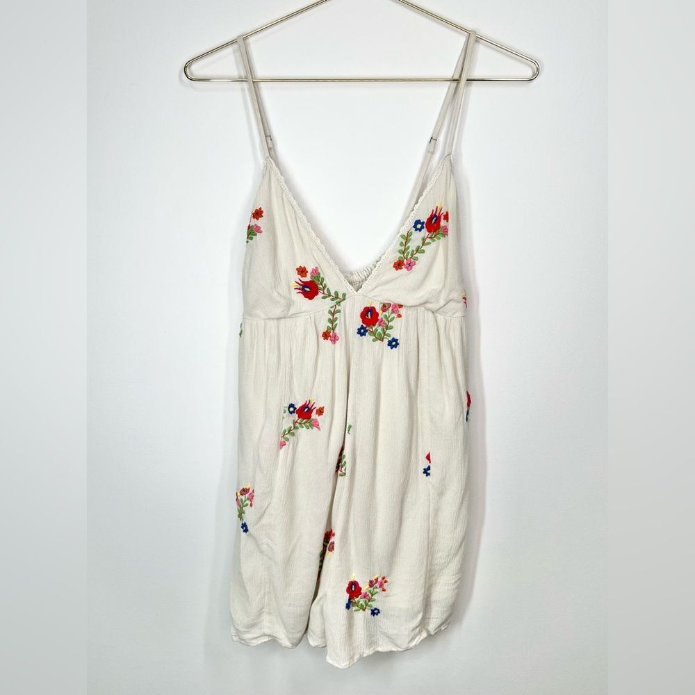 Urban Outfitters Jemma Bella Floral Playsuit Romper Embroidered Small